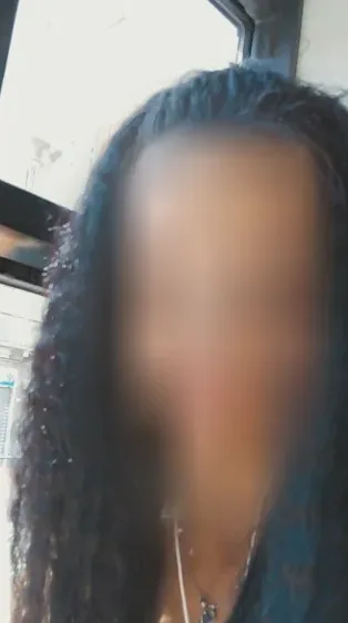 Amina, 30 años