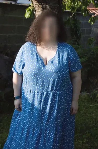Ángela, 22 años