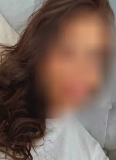Julia, 33 años